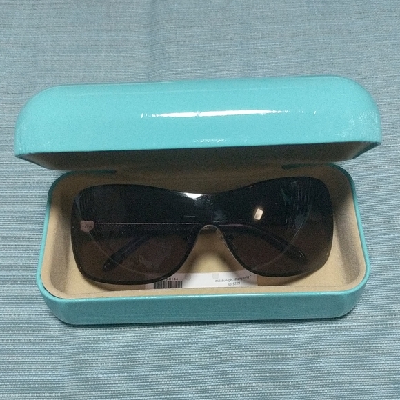 Chanel Sunglass Case main image 6